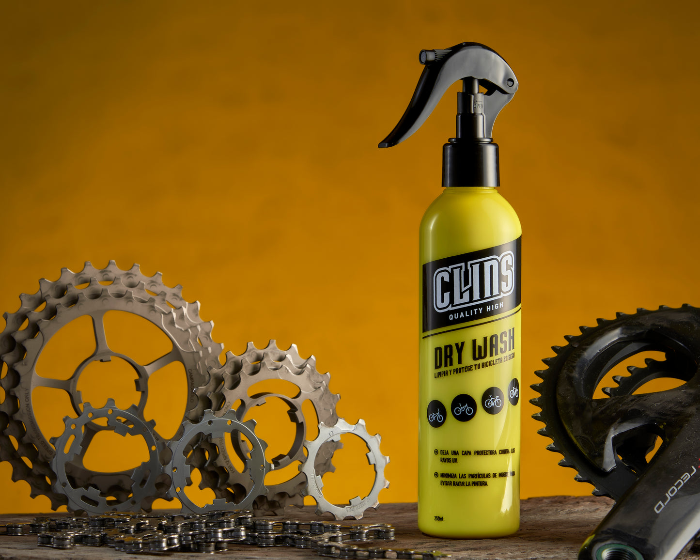 CLEANING KIT 4 CLINS ( SHAMPOO + DEGREASER + BIKE PROTECT + DRY WASH)